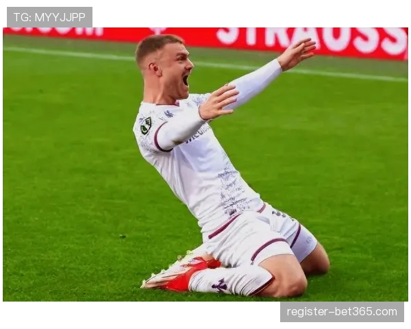 曼联,险胜水晶宫,弗雷德惊天,开云直播足球,足球赛事直播,足球比赛直播平台,足球赛事资讯,足球赛程